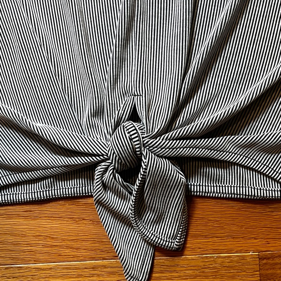 Ann Taylor Factory v-neck top with faux knot - Picture 3 of 5